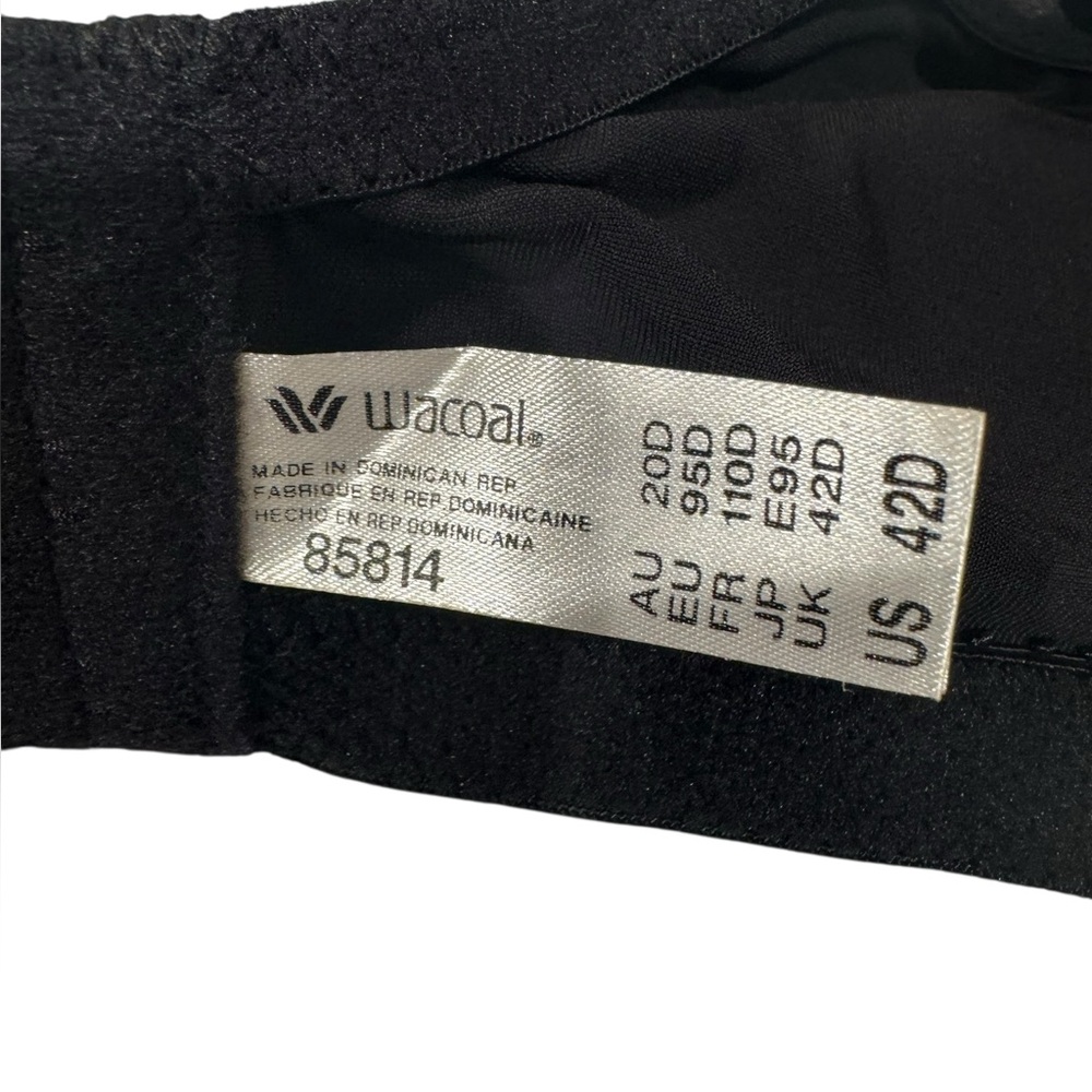WACOAL Bodysuede Ultra Seamless Bra. Black. Size 42D. EUC - Picture 4 of 9